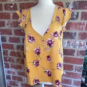 madeline & monroe Size Small Mustard Floral sleeveless blouse floral